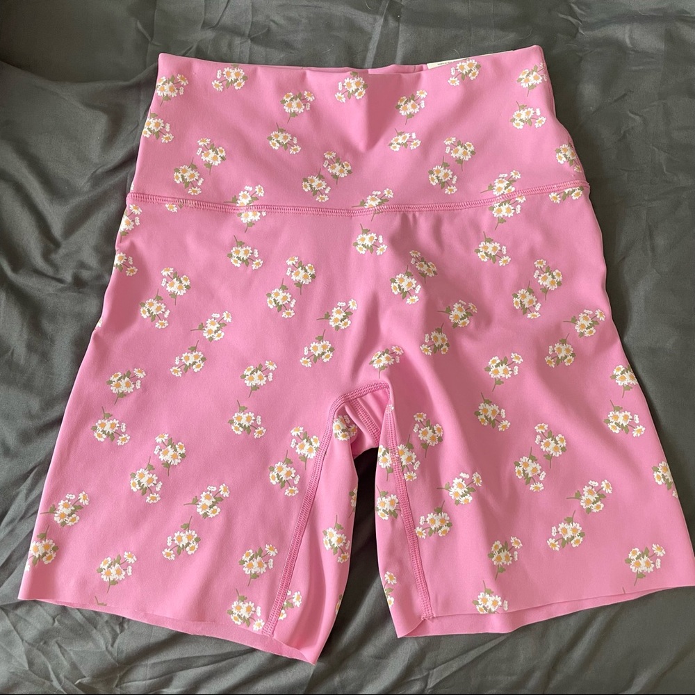 Aerie offline pink daisy biker shorts